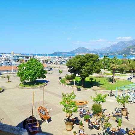 Apartman La Siesta Bar Exteriér fotografie